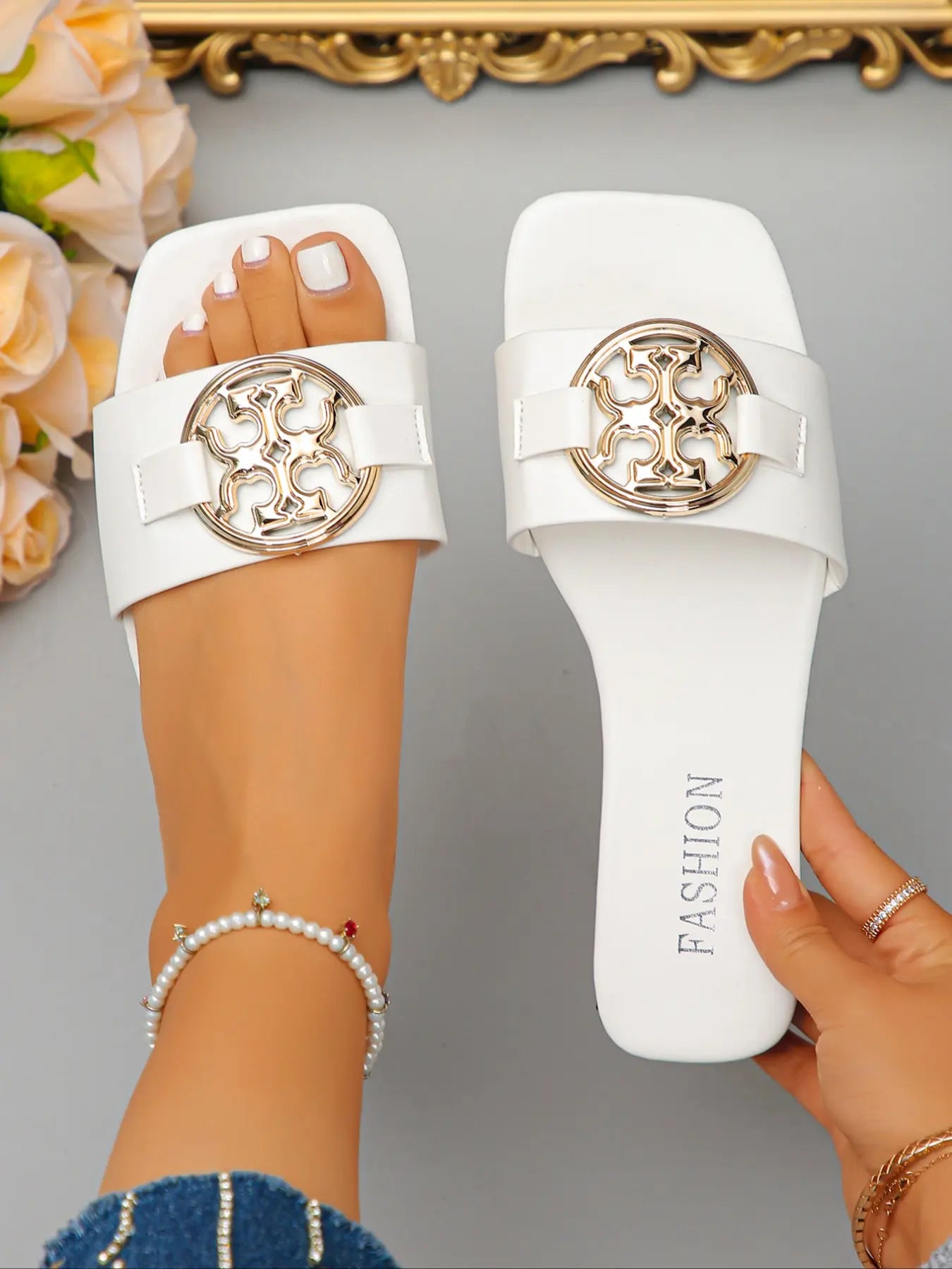 Fashion Trend Candy Color Women'S Flat Sandals, Plain PU Leather Design, Ideal Beachwear Footwear, Comfortable Rubber Sole